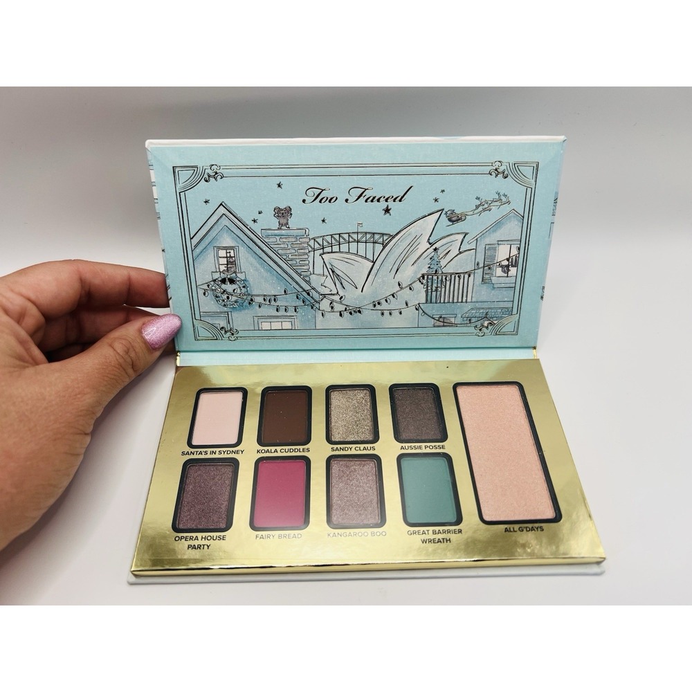 Too‎ Faced Christmas In Sydney Face Eyeshadow Blush Palette Holiday Edition 2021